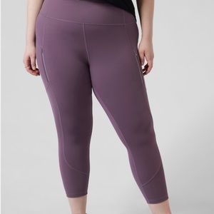 Athleta Rainier Unbrushed 7/8 Tight size Large